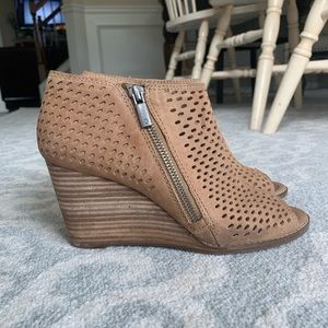Lucky Brand wedges